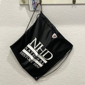 14 x 16 x 1/2 new with tags bag.